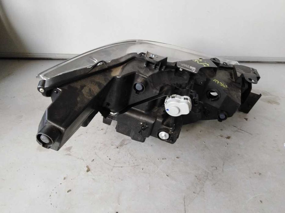 Mazda CX5 17r.- Lampa Przód Lewa Full Led