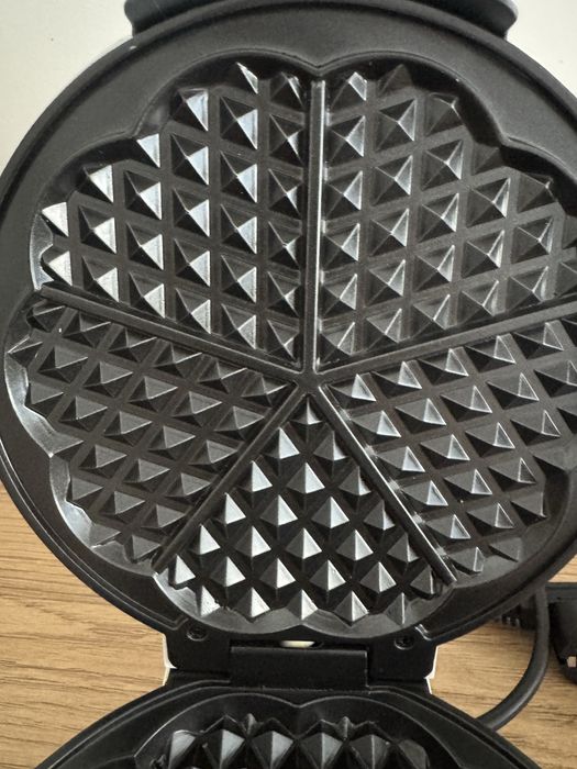 Gofrownica urządzenie do pieczenia gofrów