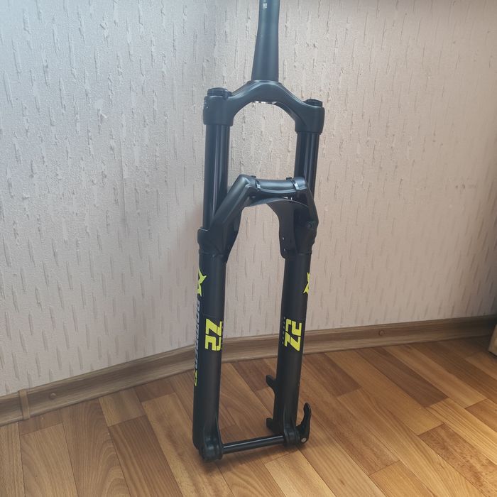 Marzocchi Bomber Z2 140mm 29 Boost 2023 (Шток 16.5см)