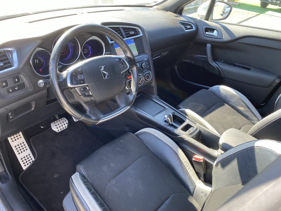 DS4 1.6 HDI 115 Auto - Nacional