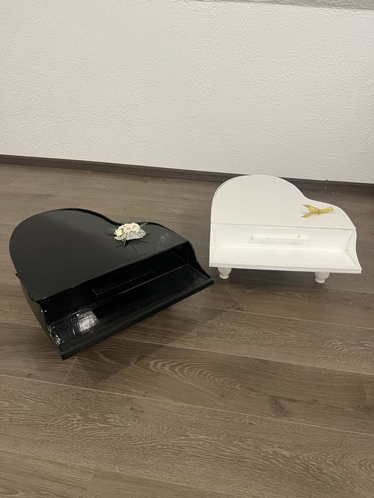 Рояль (((Весільний декор