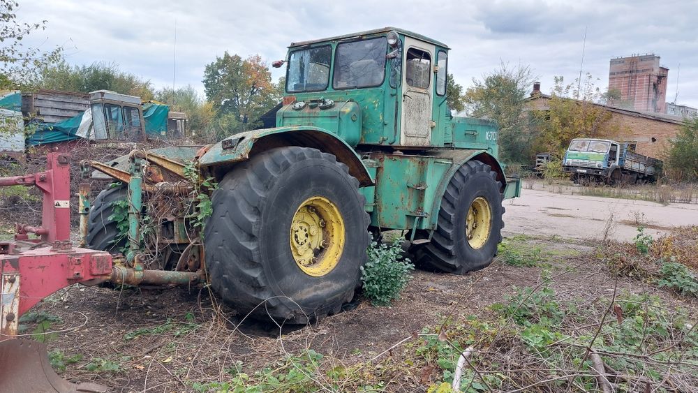 Трактор К-701 , робочий , Кіровець