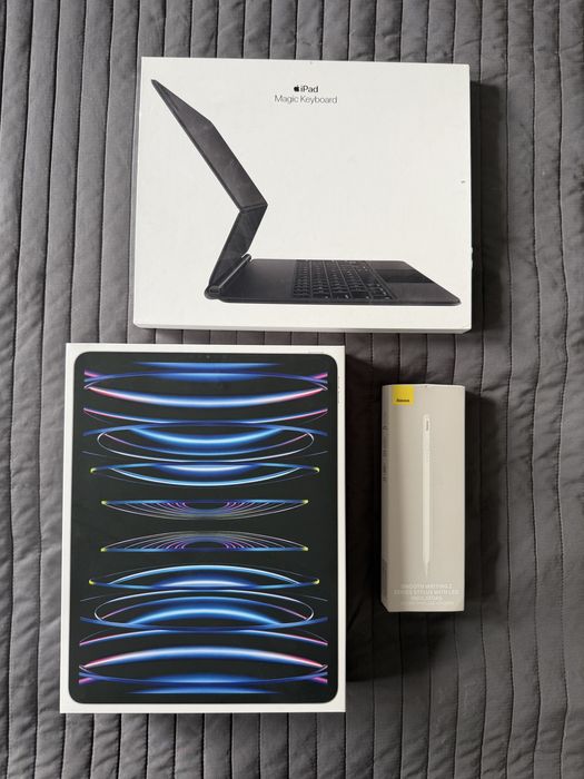 Sprzedam zestaw: iPad Pro 12,9” (M2) Wifi & Cellular + Magic Keyboard + rysik