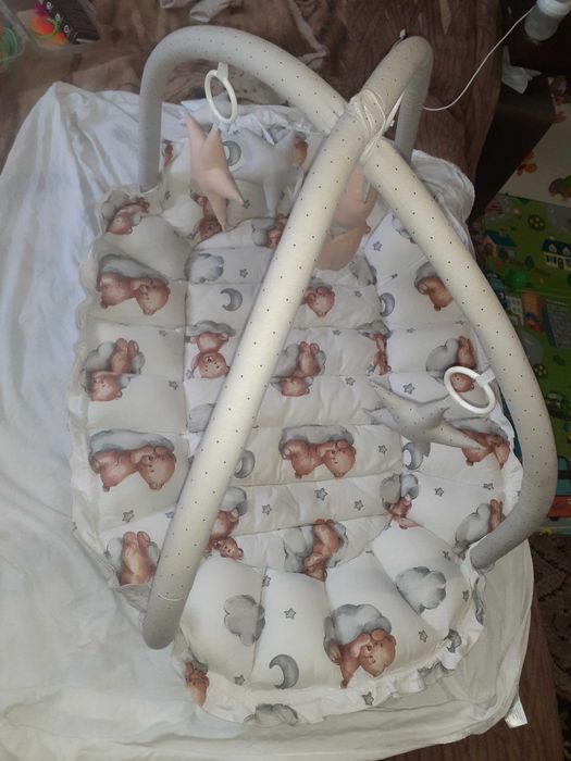 Кокон гніздечко для немовлят