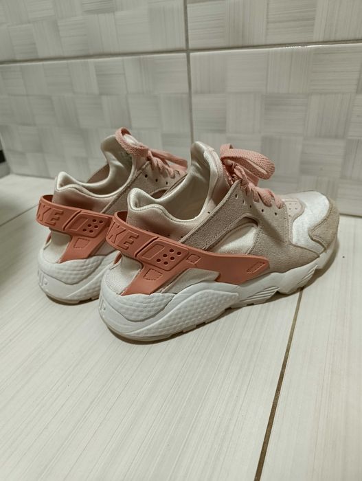 Кроссовки Женские Nike Air Huarache размер 41