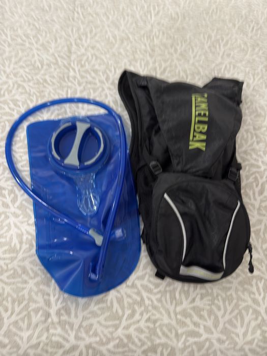 CAMELBACK XC MARATHON - com bolsa de agua nunca usada
