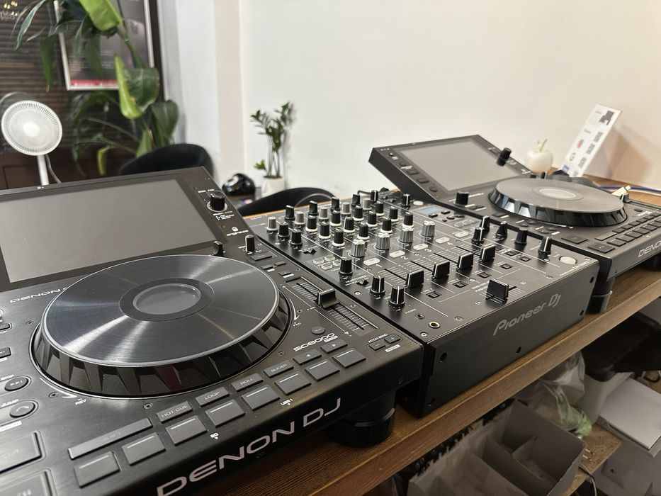Denon DJ SC6000 (2 szt.) – bardzo dobry stan | Case Bag GRATIS |