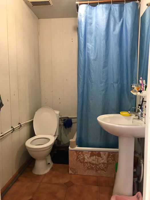 Будинок на два входи в центрі міста по вулиці Новопроложена