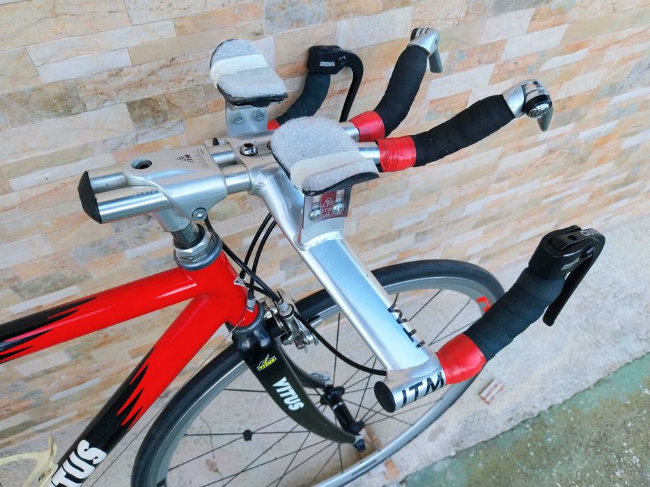 Bicicleta de estrada Vitus