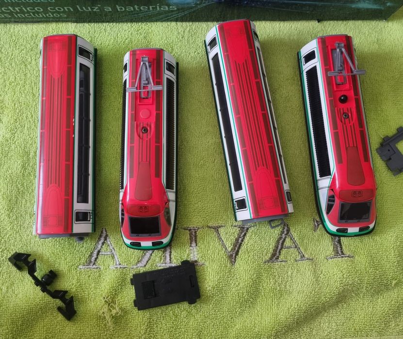 Pista de Comboios para completar com outra ou juntar incompleta