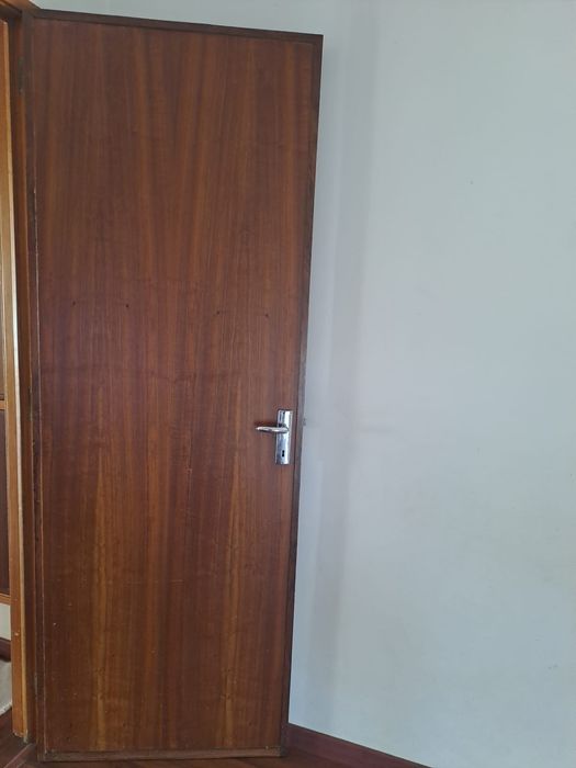 Portas em madeira