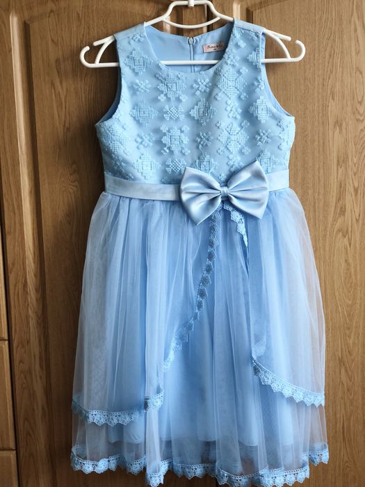 Нарядна блакитна сукня для дівчинки 11-13 років, нова