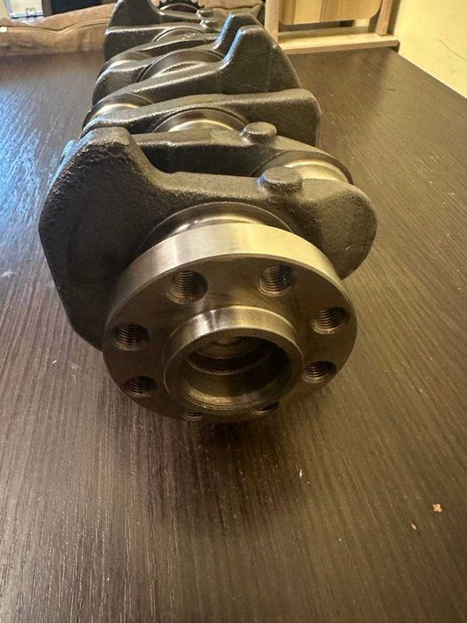 Колінвал Mazda 2.2 R2AA R2AA11300A R2AA-11-300A 35077R2AA