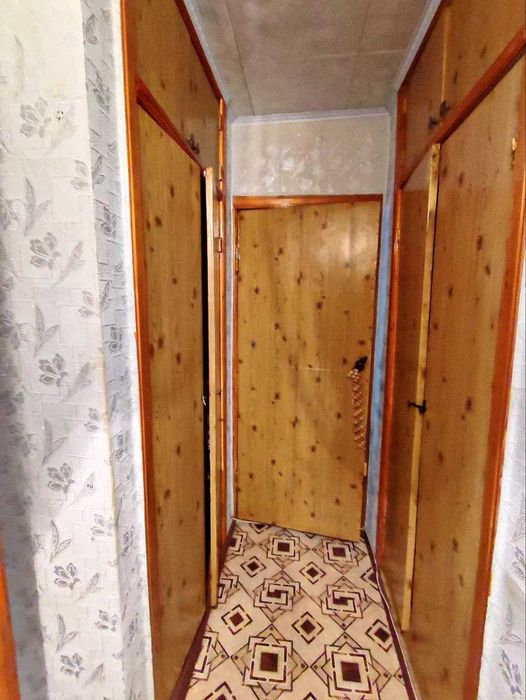 Продам 2 ком квартиру улица Мозолевского 2 Правый берег 12 квартал