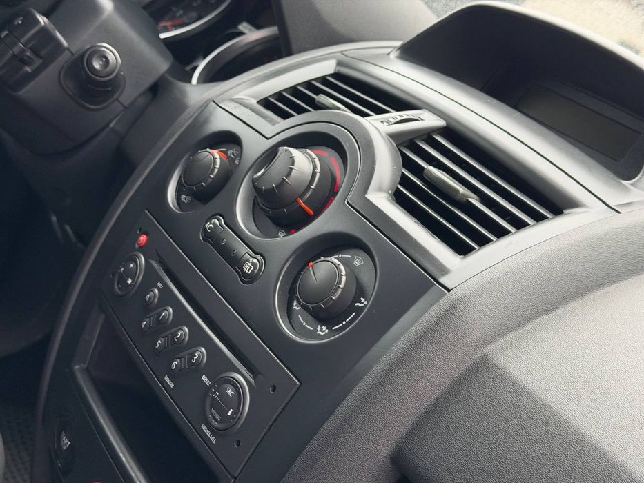 Продам Рено Меган на автомате