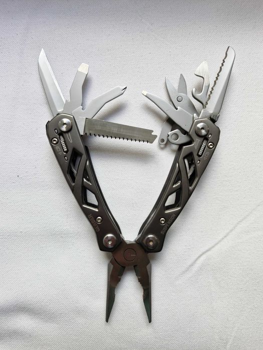 Multitool Gerber Suspension + pokrowiec - sklep 280 zł