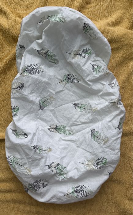 Наматрасник непромокаемый.