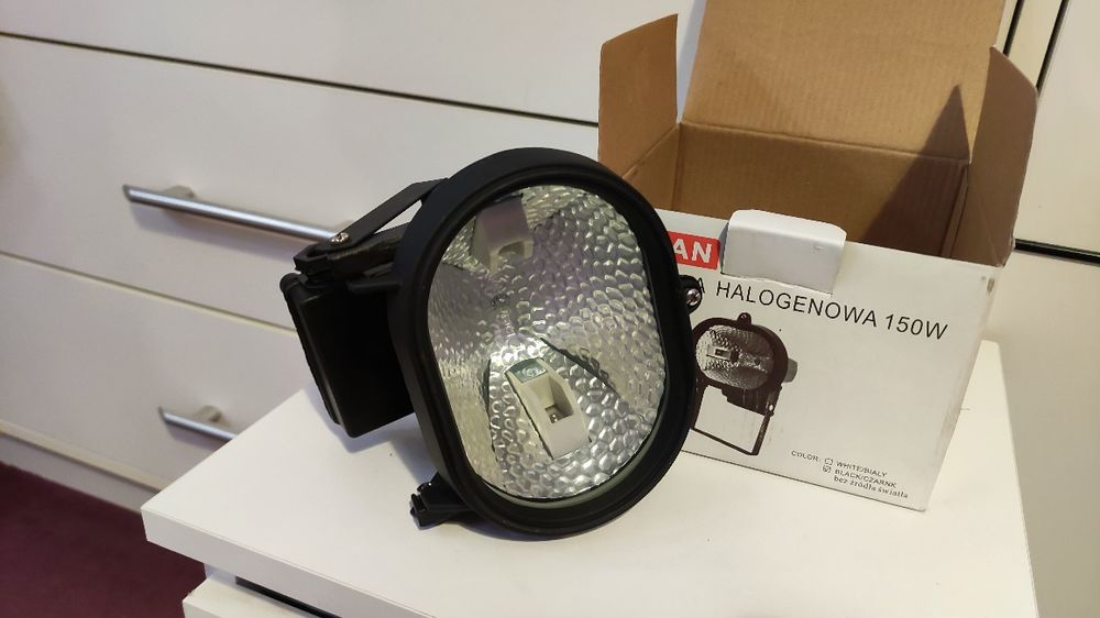 Oprawa halogenowa 150 w