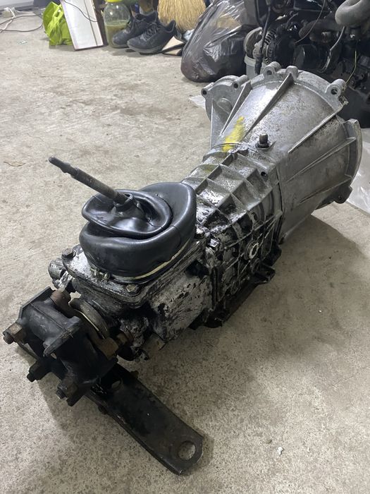 Коробка полунез під дизельний мотор Fiat Scudo