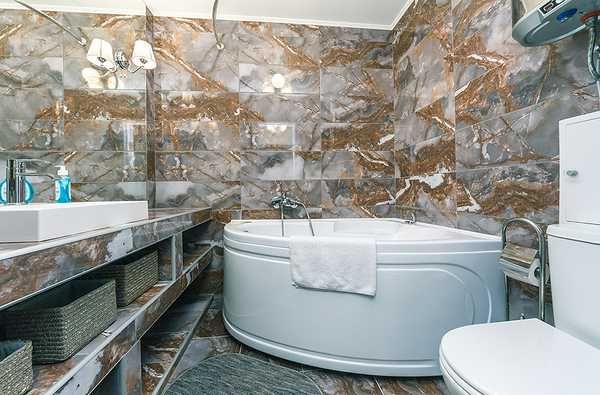 Подобово. 2к квартира . Кловський Узвіз. Метро Кловська. Джакузі