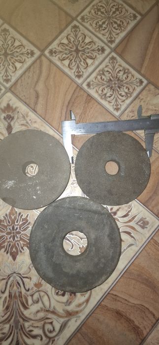 Круги заточные, абразивные.