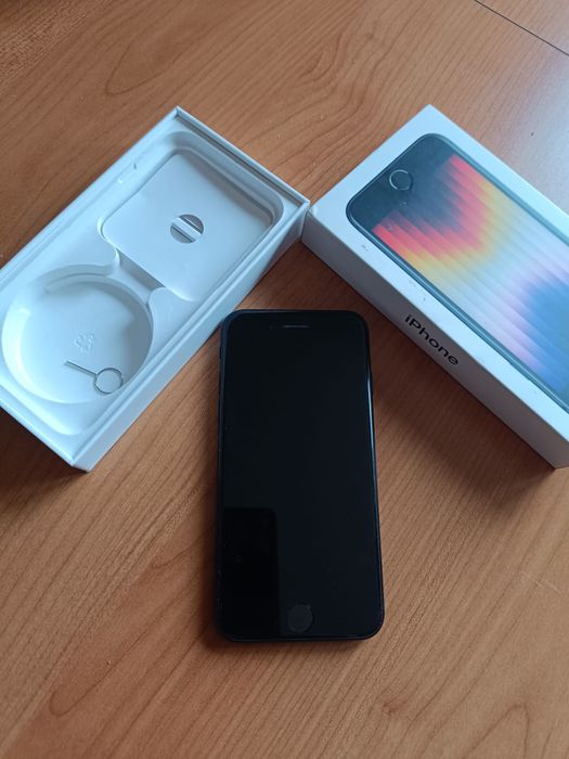 Iphone SE3 Midnight 64 GB