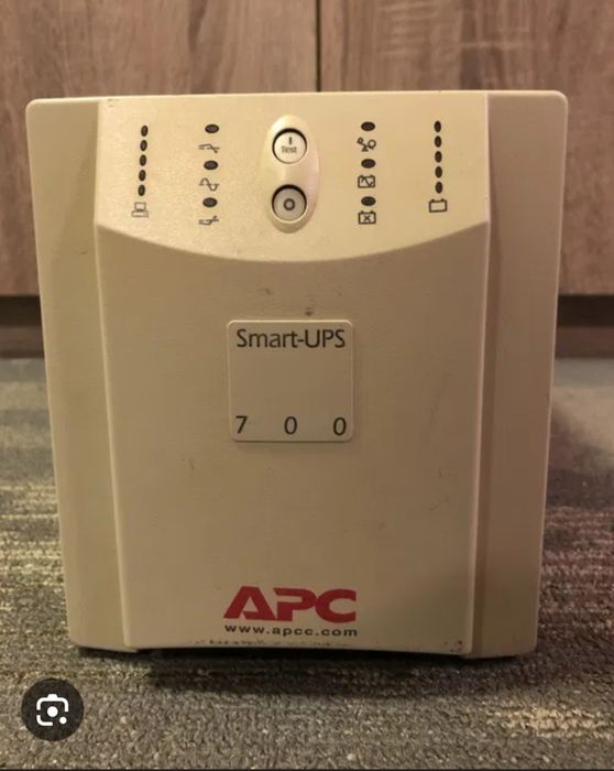 Источник бесперебойного питания  ups. APC.