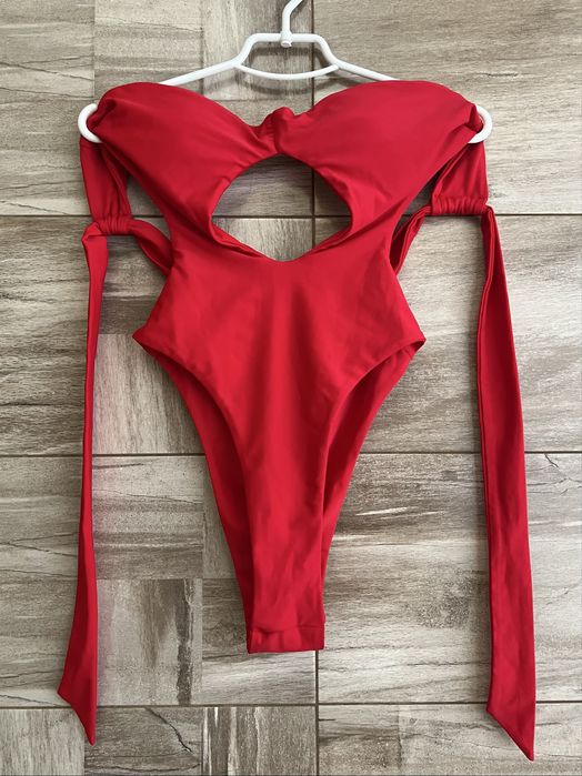 Купальник Червоний цільний красный купальник цельный слитный S, M
