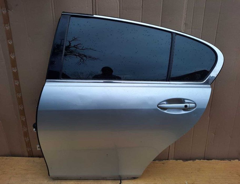 Lexus GS 300/350/430 Дверь задняя левая двері задні ліві в зборі