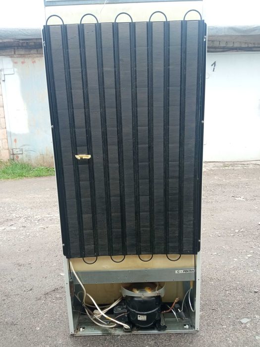 Холодильник STINOL 242Q.002 (не выключается компрессор)