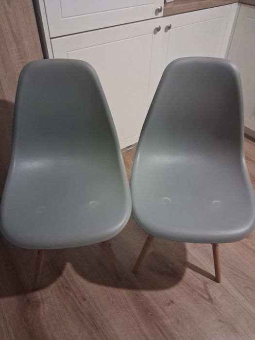 Krzesła styl skandynawski