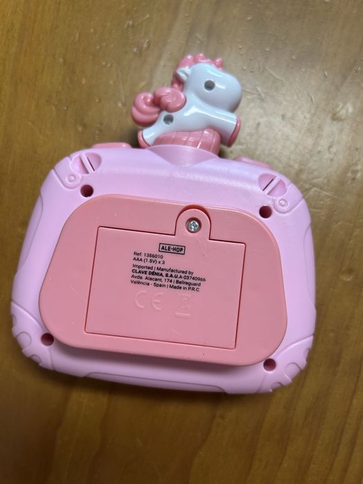 Vendo brinquedo para crianca .