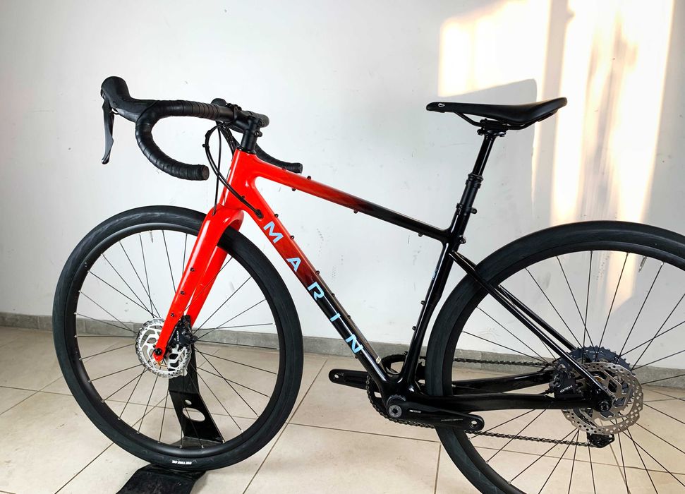 Гравійний велосипед Marin Headlands 2 2023 року в ідеалі