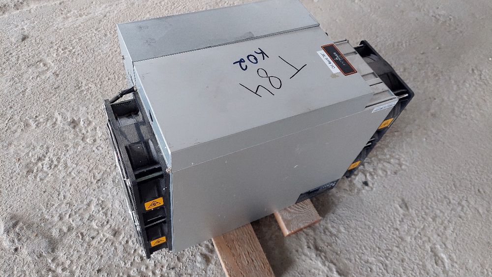 Аsic Асик Bitmain Antminer T19 S19 в іммерсіоному маслі та без