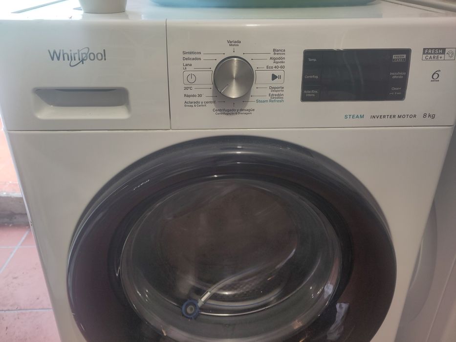 Máquina lavar roupa Whirlpool fresh care 6th sense 8kg