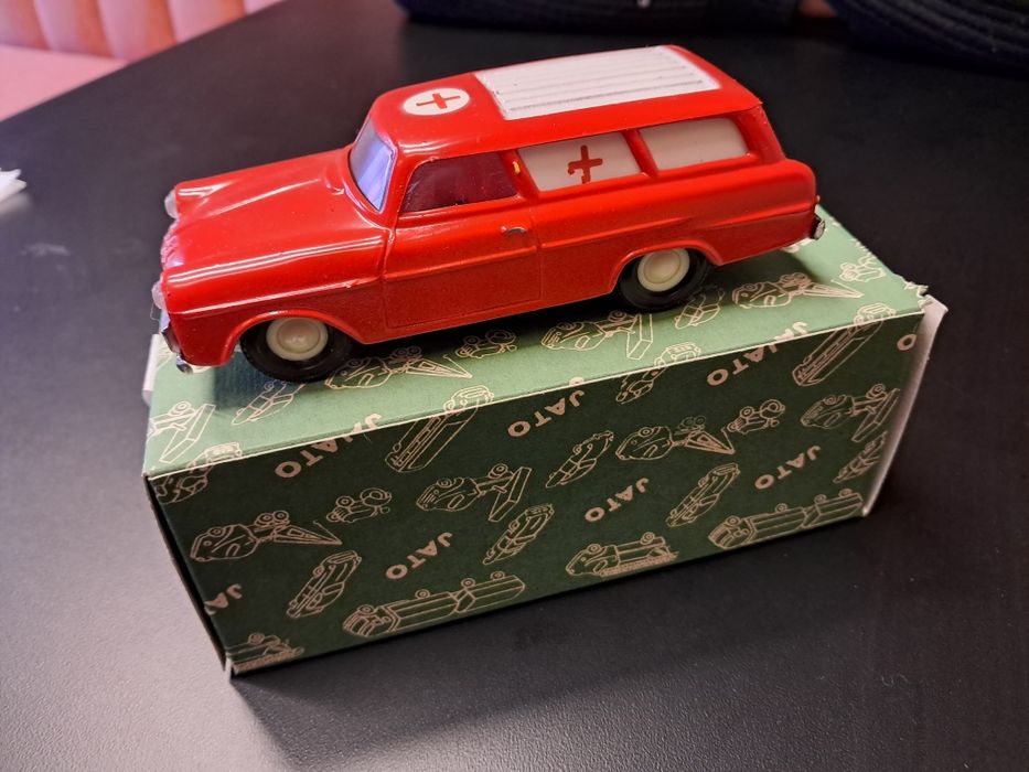 Carros Antigos miniatura da JATO e PEPE