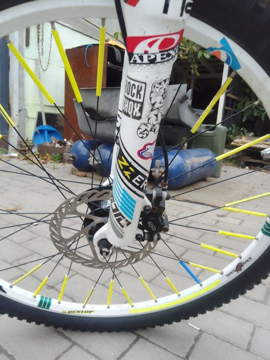 Велосипед Commencal