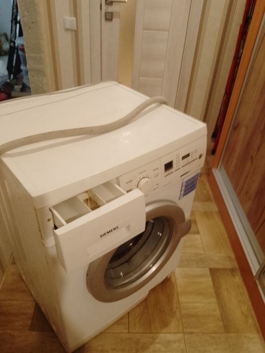 Пральна машина Siemens WM12E363PL