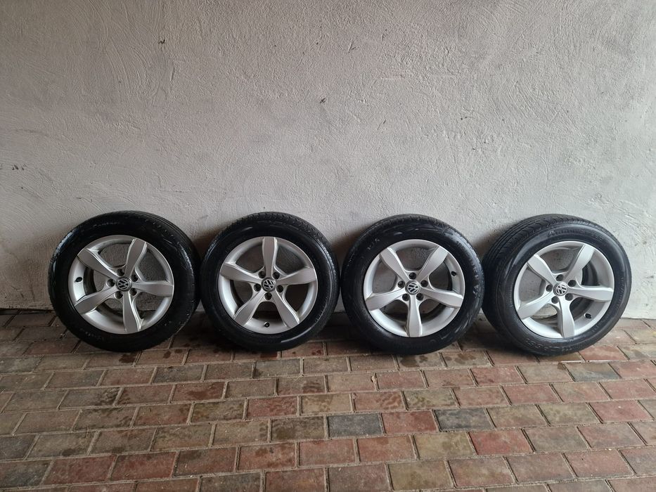 Alufelgi VW 15" 5x100 opony letnie