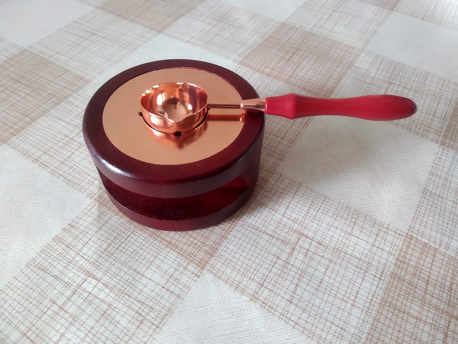 Сургучниця - набір для плавлення сургучу з ложкою