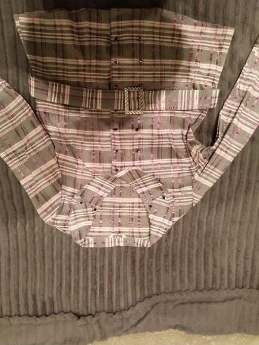 Продам кофточку с пояском