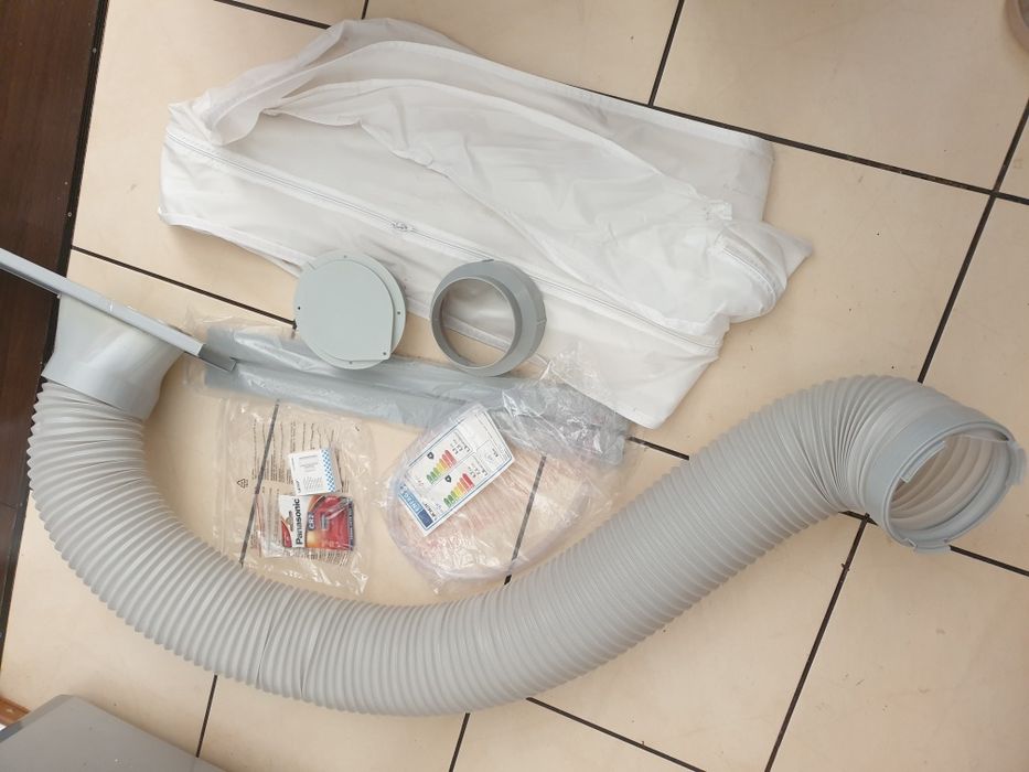 4w1 cichy klimatyzator przenośny Yoer 4,7kW 75m2 chłodzi i grzeje