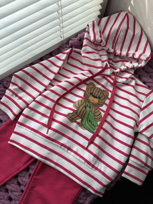 Костюм для дівчинки