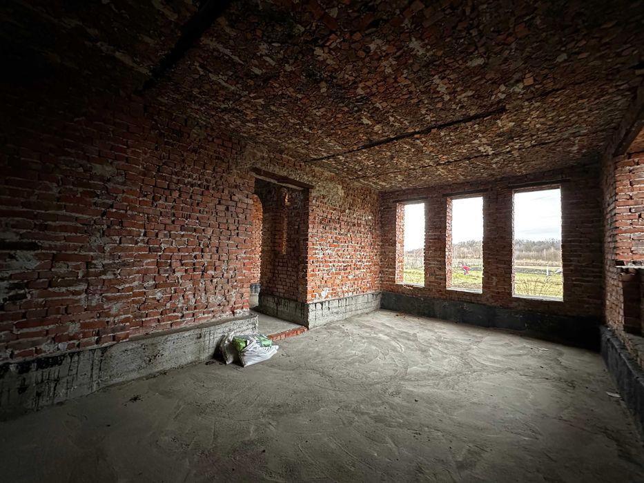 Продається будинок поруч м.Стрий