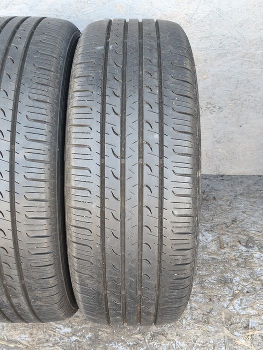 225/55R19 99V Goodyear Efficientgrip SUV