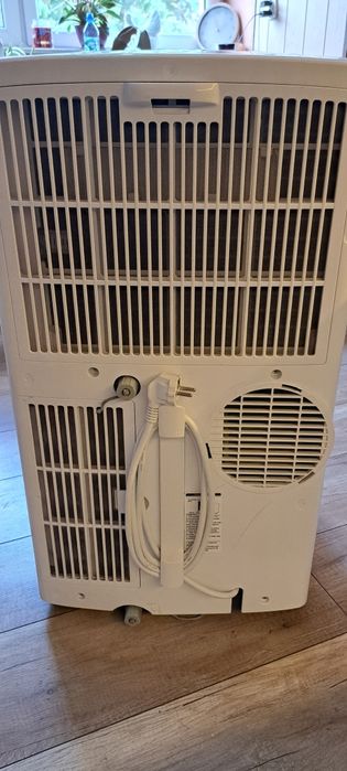 Klimatyzator przenośny Whirlpool PACW29COL – 2,8 kW, sprawny
