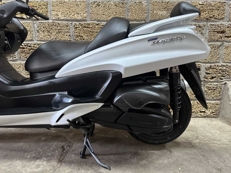 Ямаха Yamaha Majesty 400