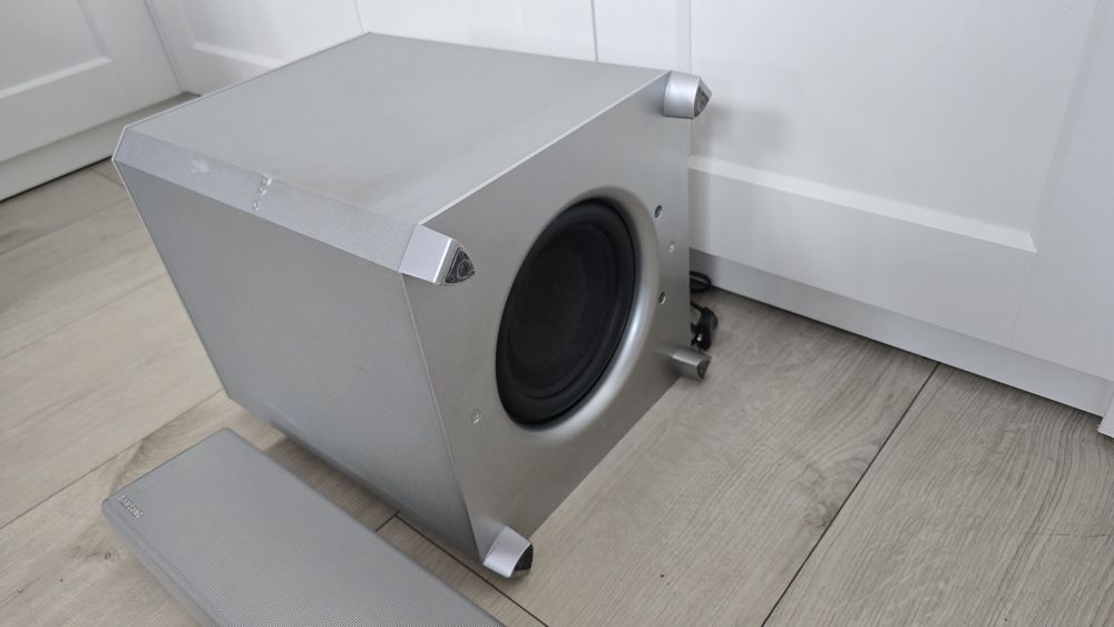 Samsung HW-F751 Soundbar lampowy subwoofer