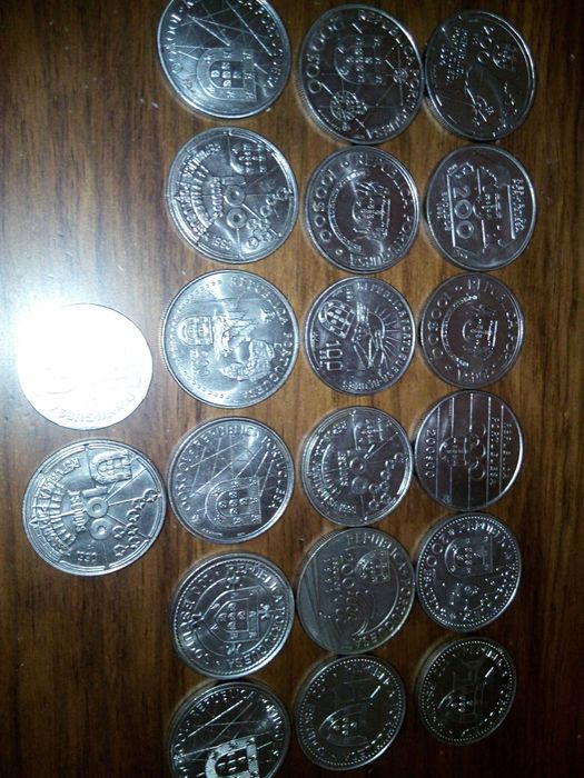 Moedas de escudos de colecção