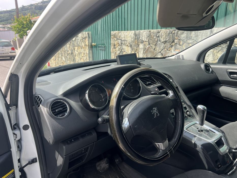 Peugeot   5008   7 lugares 1.6 HDI